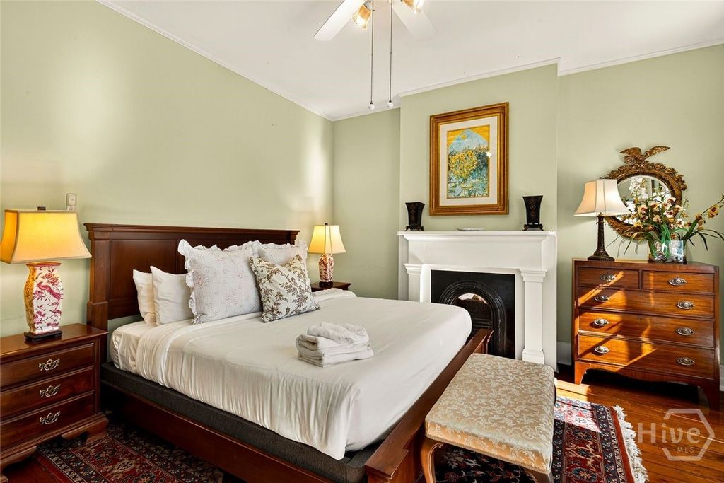 Image 22 of property listing at 208 E Liberty Street, Savannah, GA 31401