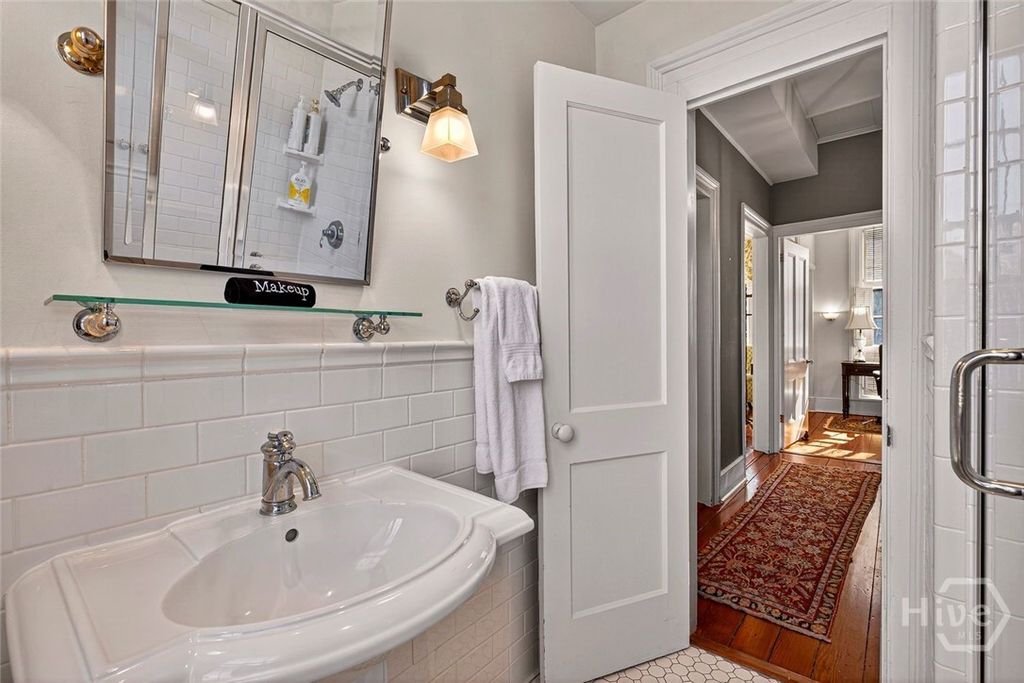 Image 23 of property listing at 208 E Liberty Street, Savannah, GA 31401