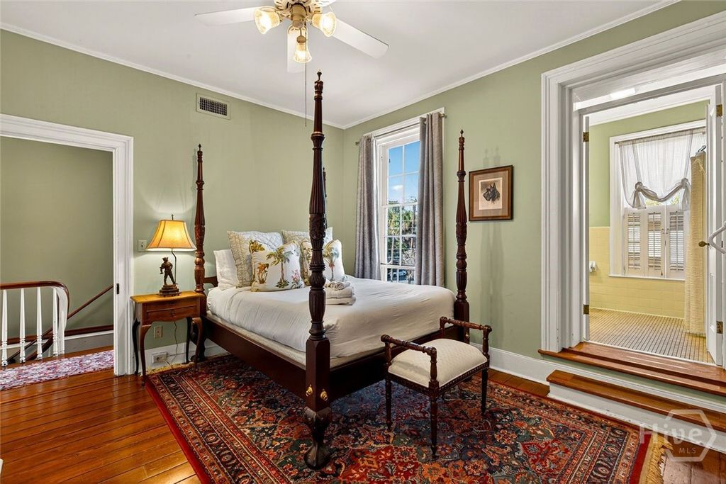 Image 26 of property listing at 208 E Liberty Street, Savannah, GA 31401