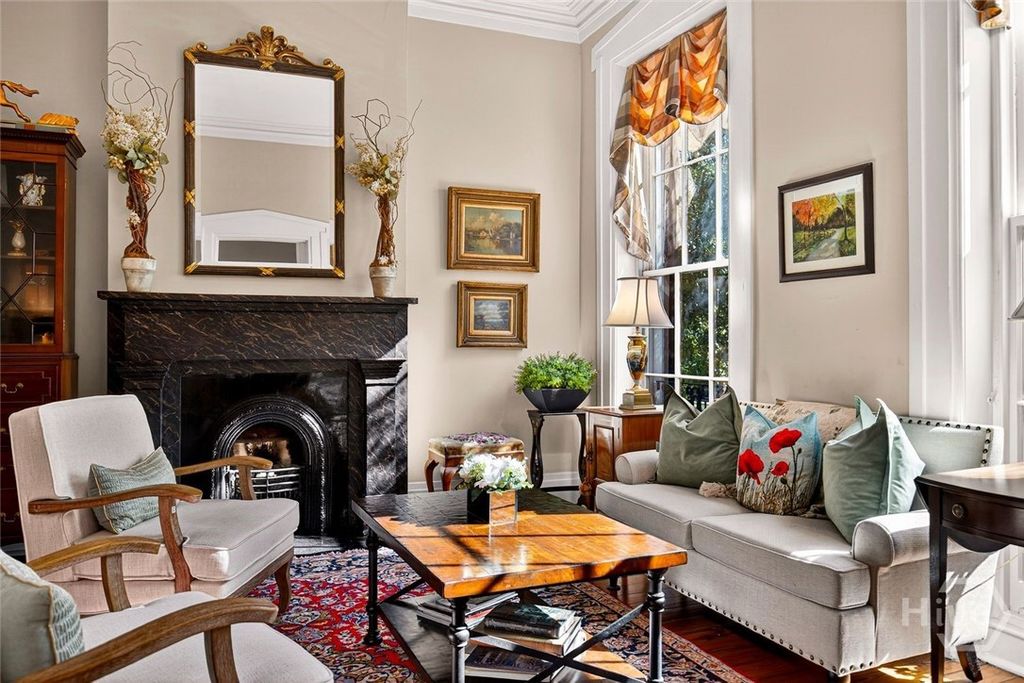 Image 3 of property listing at 208 E Liberty Street, Savannah, GA 31401