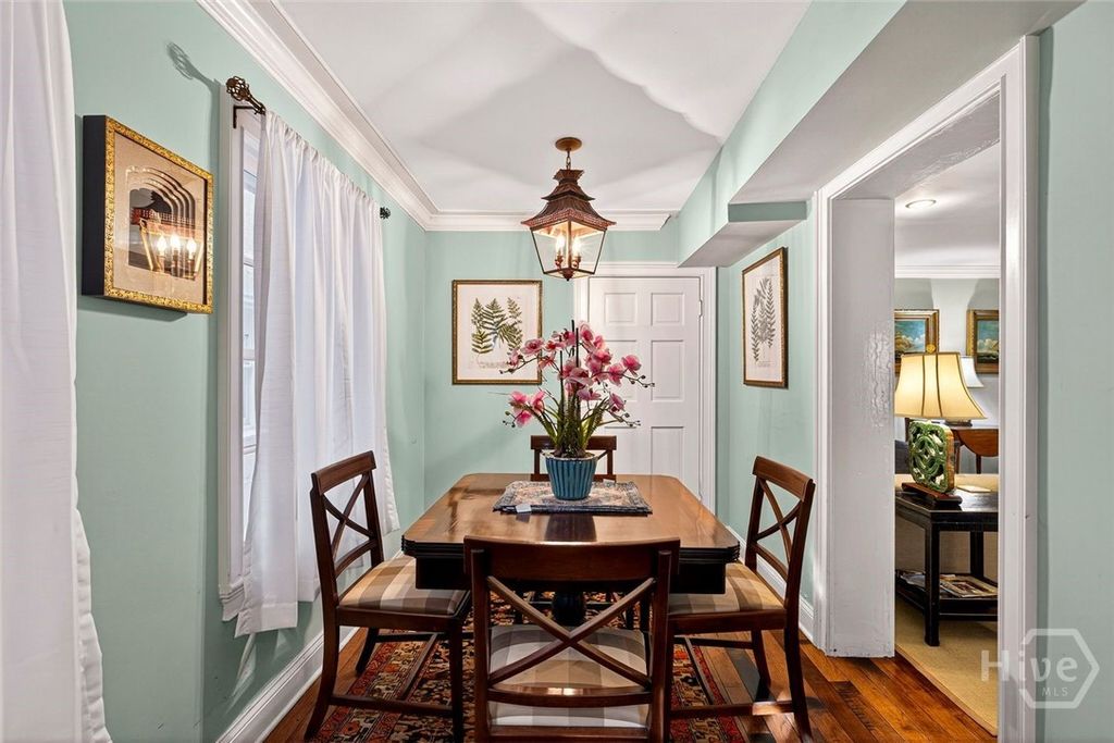 Image 31 of property listing at 208 E Liberty Street, Savannah, GA 31401