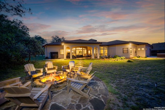 851 River Cliff, Canyon Lake, TX 78133