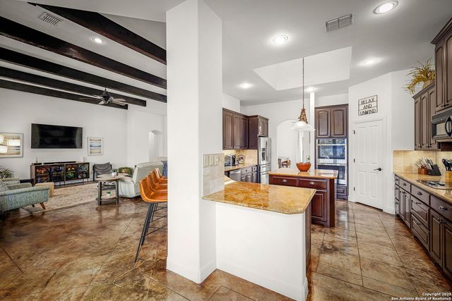 851 River Cliff, Canyon Lake, TX 78133