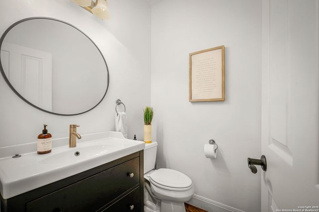 851 River Cliff, Canyon Lake, TX 78133