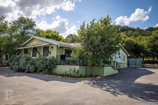 851 River Cliff, Canyon Lake, TX 78133