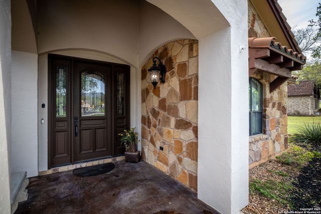 851 River Cliff, Canyon Lake, TX 78133