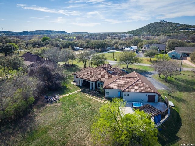 851 River Cliff, Canyon Lake, TX 78133
