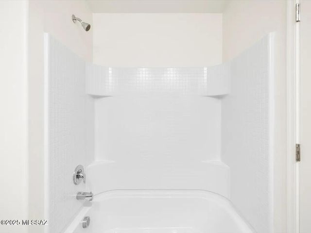 13221 E Paul Marsh Drive, Tucson, AZ 85747