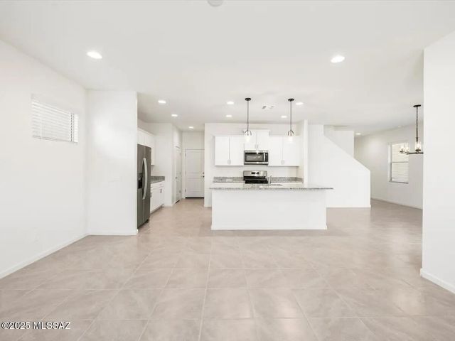 13221 E Paul Marsh Drive, Tucson, AZ 85747