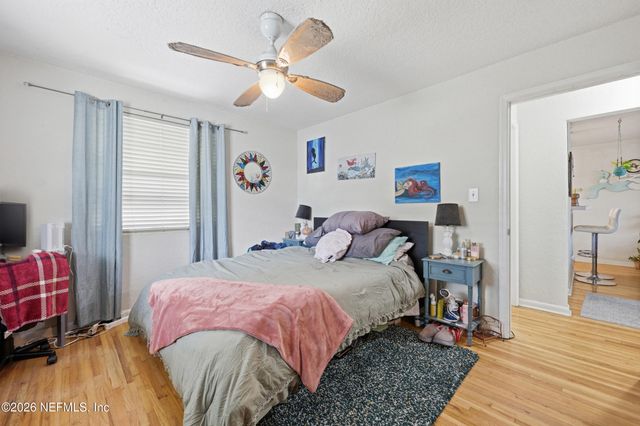 218 19TH Avenue N 1-4, Jacksonville Beach, FL 32250