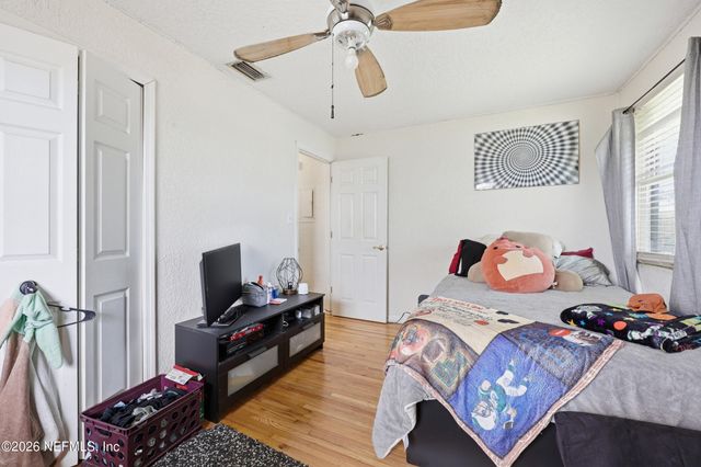 218 19TH Avenue N 1-4, Jacksonville Beach, FL 32250