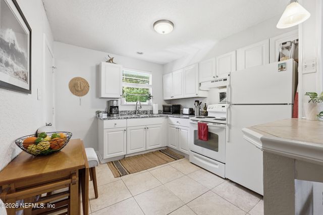 218 19TH Avenue N 1-4, Jacksonville Beach, FL 32250