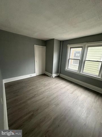 32 DELAWAREVIEW AVE, Trenton, NJ 08618