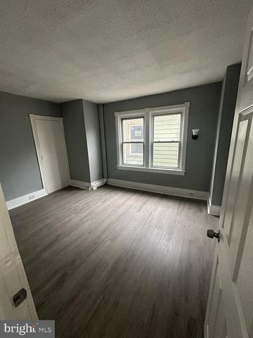 32 DELAWAREVIEW AVE, Trenton, NJ 08618