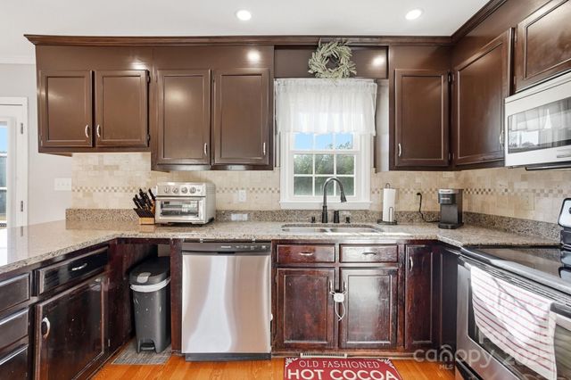 8010 Silver Maple Lane, Mint Hill, NC 28227