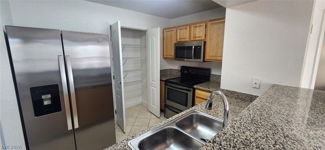 5055 Hacienda Avenue 2157, Las Vegas, NV 89118