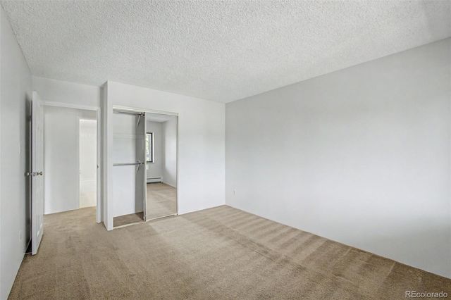 2868 S Heather Gardens Way 210, Aurora, CO 80014