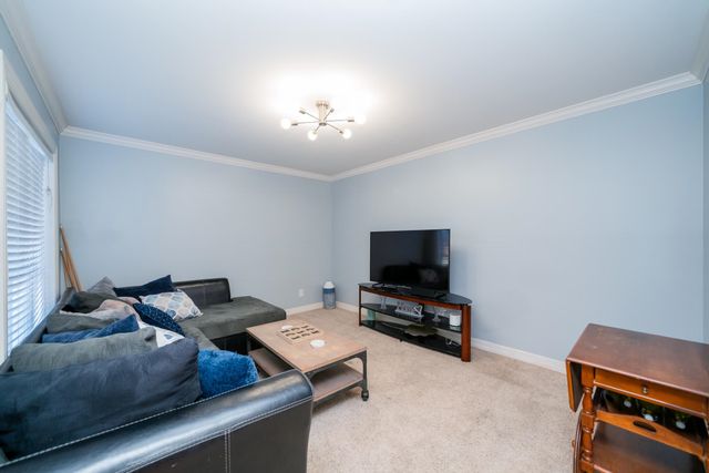 61 S Pebble Creek Drive, Longview, TX 75605