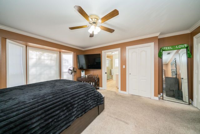 61 S Pebble Creek Drive, Longview, TX 75605