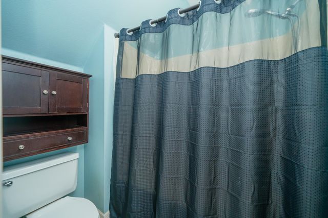 61 S Pebble Creek Drive, Longview, TX 75605