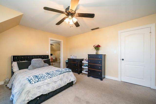 61 S Pebble Creek Drive, Longview, TX 75605