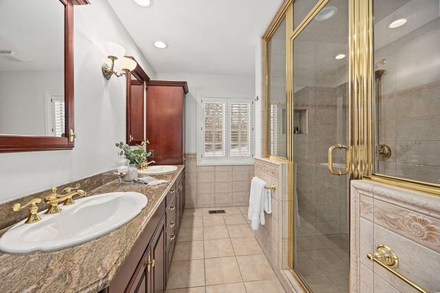 7S460 Donwood Drive, Naperville, IL 60540