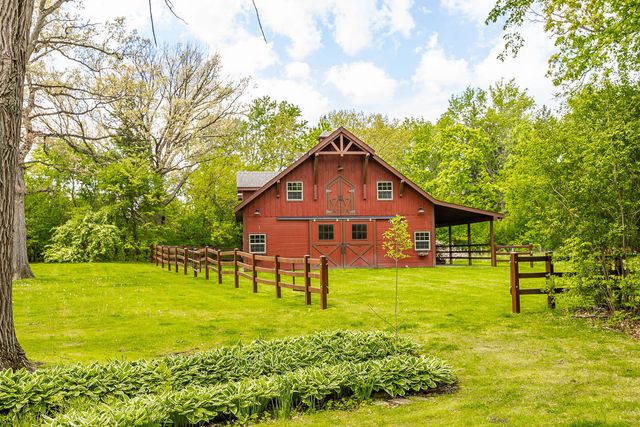7S460 Donwood Drive, Naperville, IL 60540