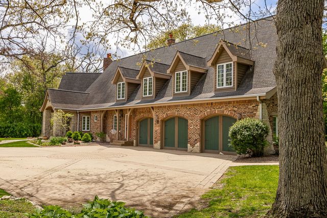7S460 Donwood Drive, Naperville, IL 60540