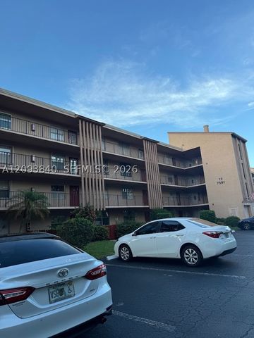 7591 NW 1st St 403, Margate, FL 33063