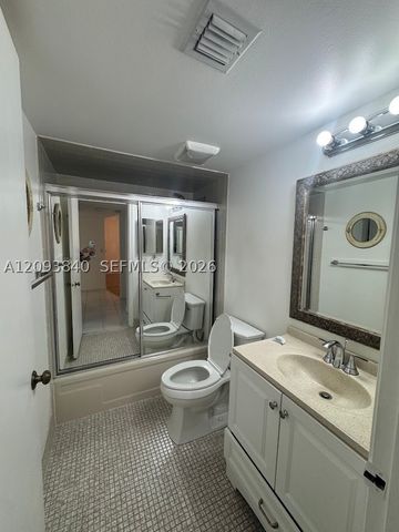 7591 NW 1st St 403, Margate, FL 33063