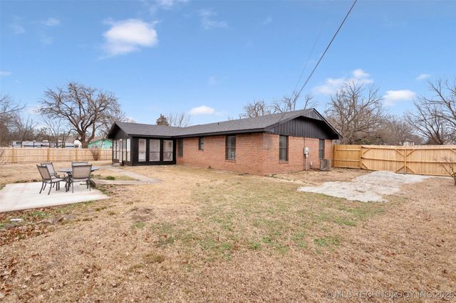 501 S Miller Street, Vinita, OK 74301