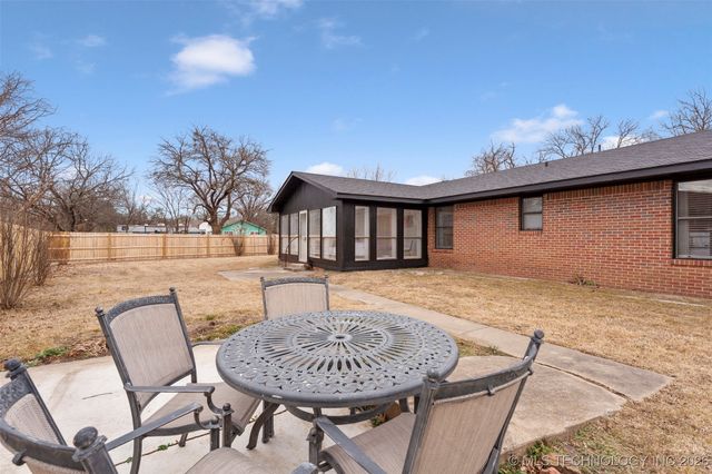 501 S Miller Street, Vinita, OK 74301