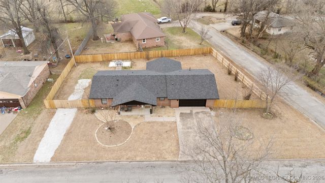 501 S Miller Street, Vinita, OK 74301