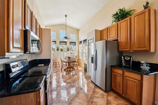 6105 DORY WAY, Tavares, FL 32778