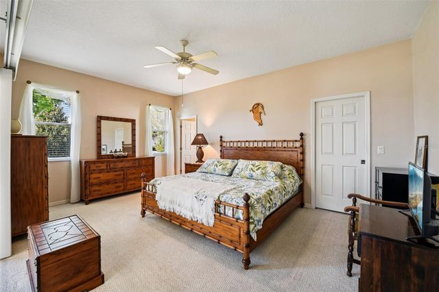 6105 DORY WAY, Tavares, FL 32778