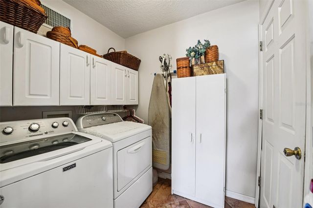 6105 DORY WAY, Tavares, FL 32778