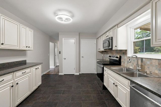 237 Linda Court, Trenton, OH 45067