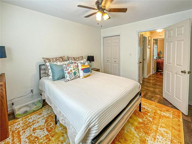 1645 E Timber Ridge Drive, Sedalia, MO 65301