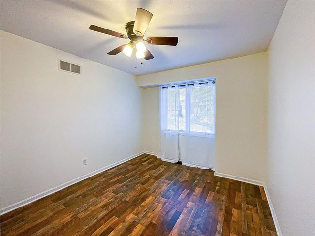 1645 E Timber Ridge Drive, Sedalia, MO 65301