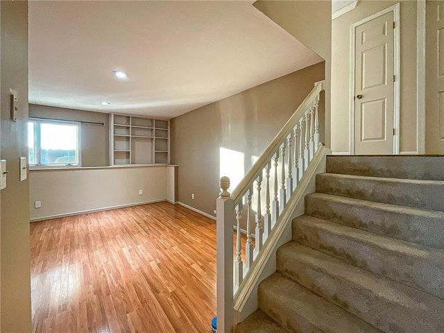 1645 E Timber Ridge Drive, Sedalia, MO 65301