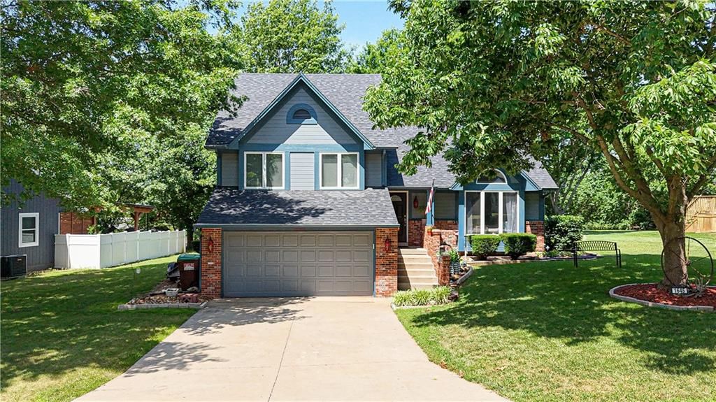 1645 E Timber Ridge Drive, Sedalia, MO 65301