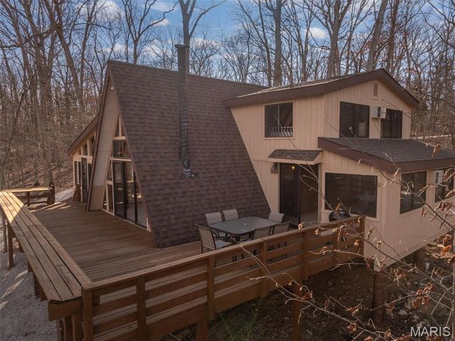 402 Cervina Woods Drive, Innsbrook, MO 63390