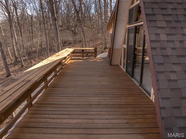 402 Cervina Woods Drive, Innsbrook, MO 63390