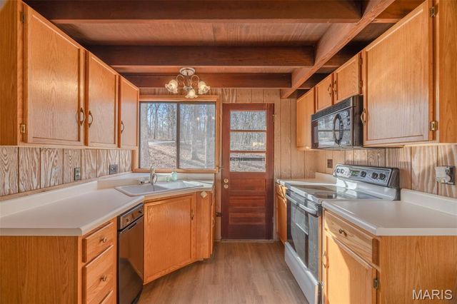 402 Cervina Woods Drive, Innsbrook, MO 63390