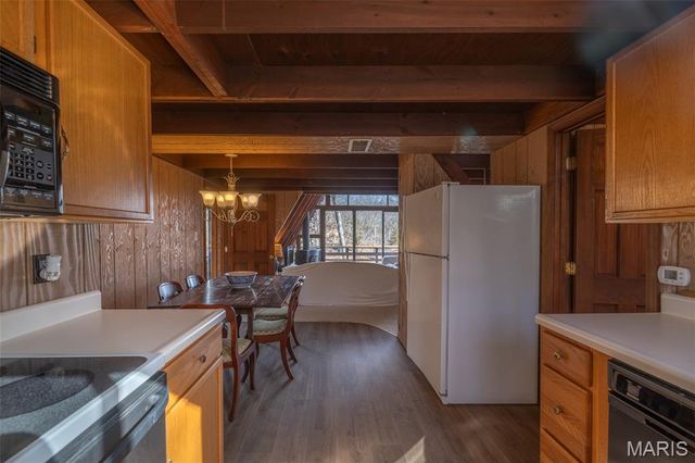 402 Cervina Woods Drive, Innsbrook, MO 63390