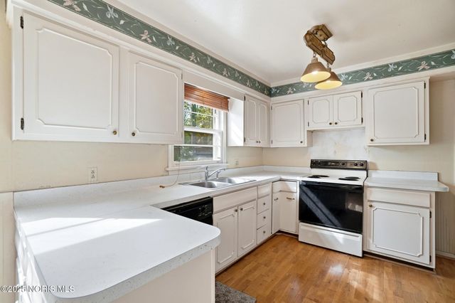 3044 Villa Drive, Toledo, OH 43614