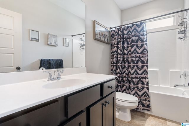 5862 RIDGELINE DRIVE, Bessemer, AL 35022