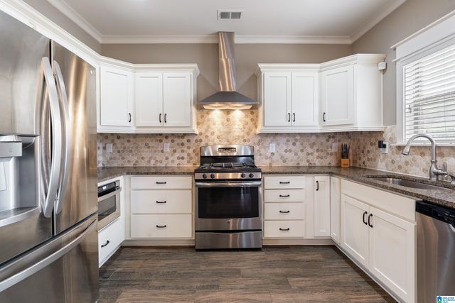 5862 RIDGELINE DRIVE, Bessemer, AL 35022