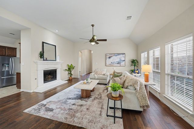 5812 Silver Buckle Drive, Mckinney, TX 75070