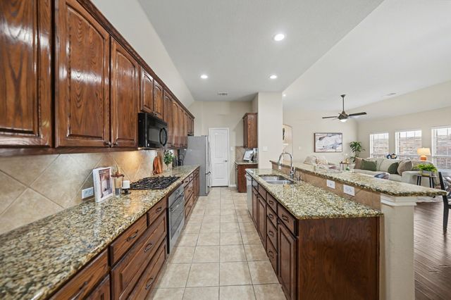 5812 Silver Buckle Drive, Mckinney, TX 75070